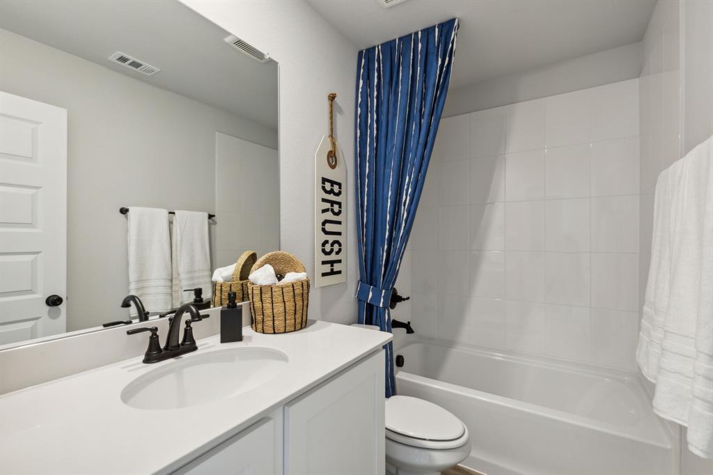 1413 Boyd Street Property Photo 24
