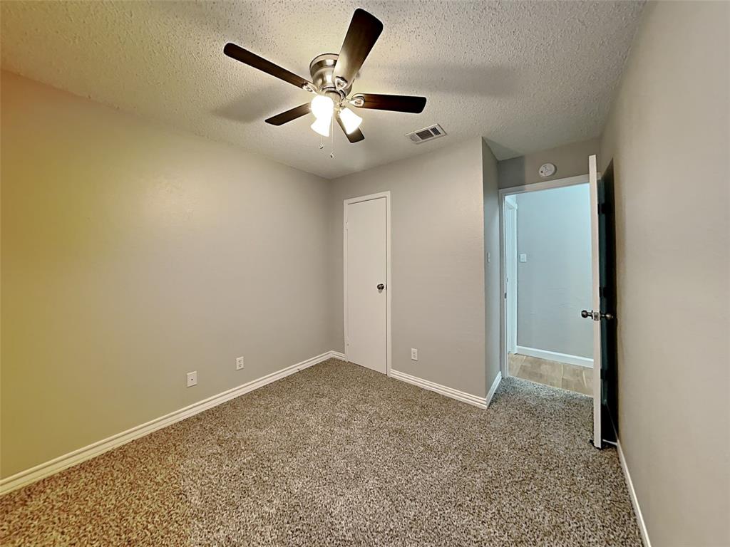 328 Teakwood Lane Property Photo 8
