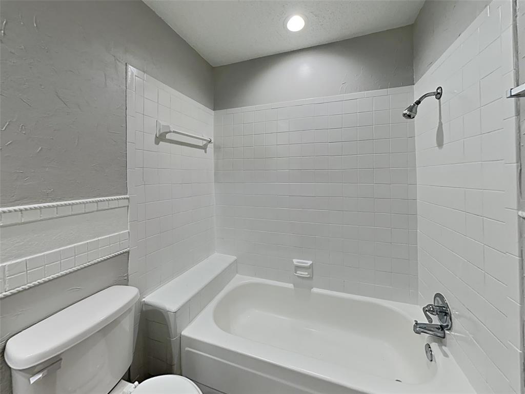 328 Teakwood Lane Property Photo 11