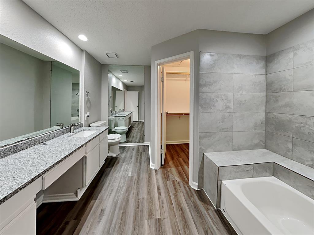 328 Teakwood Lane Property Photo 15