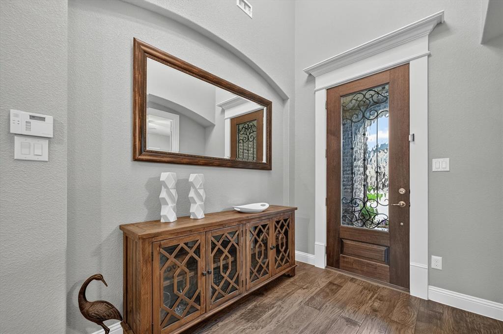 1812 Briscoe Drive Property Photo 7