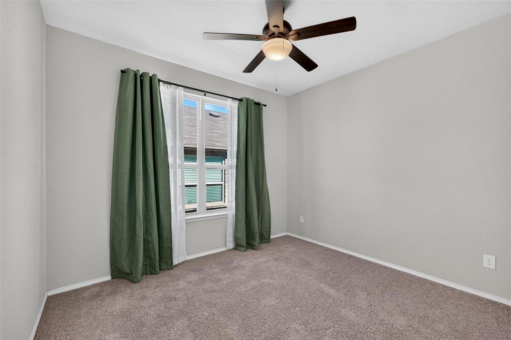 5709 Del Rey Drive Property Photo 11