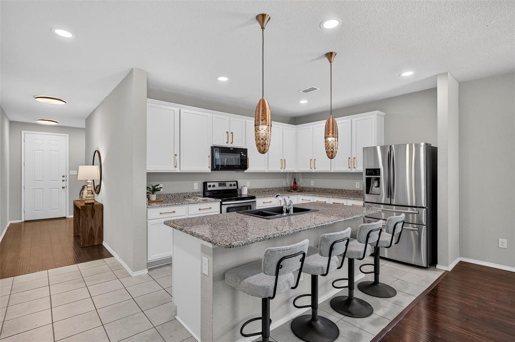 5709 Del Rey Drive Property Photo 14