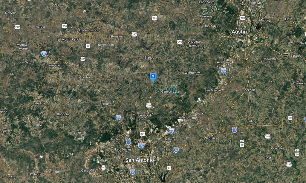 940 Mustang Trail Property Photo 4