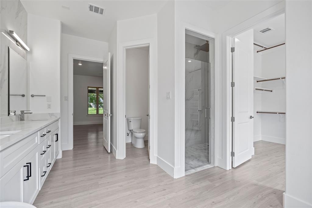 7611 Awadi Court Property Photo 33