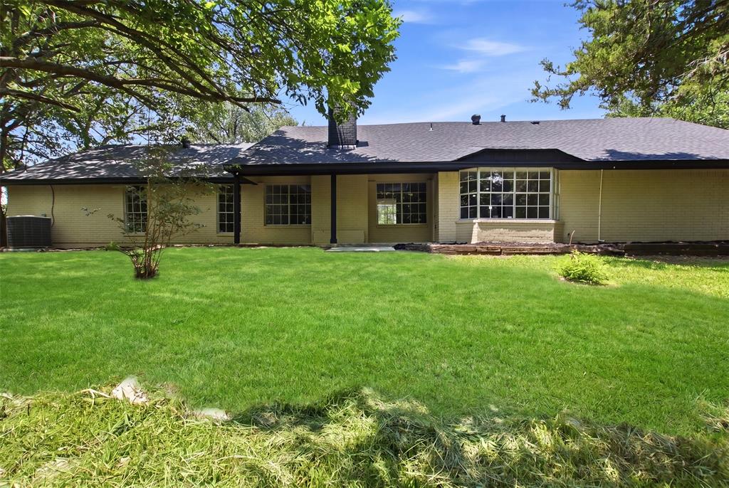 210 Squirebrook Drive Property Photo 25