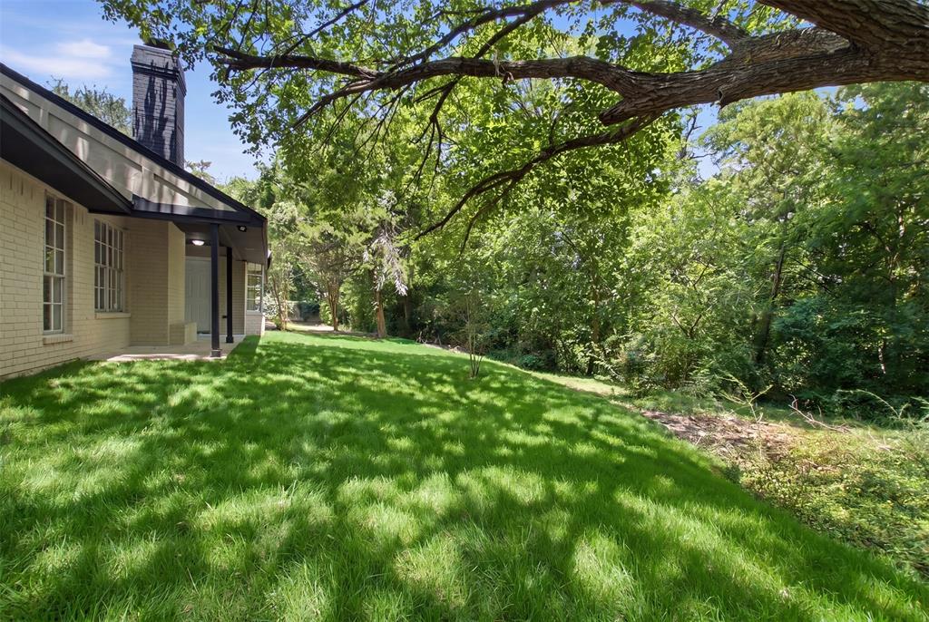 210 Squirebrook Drive Property Photo 26