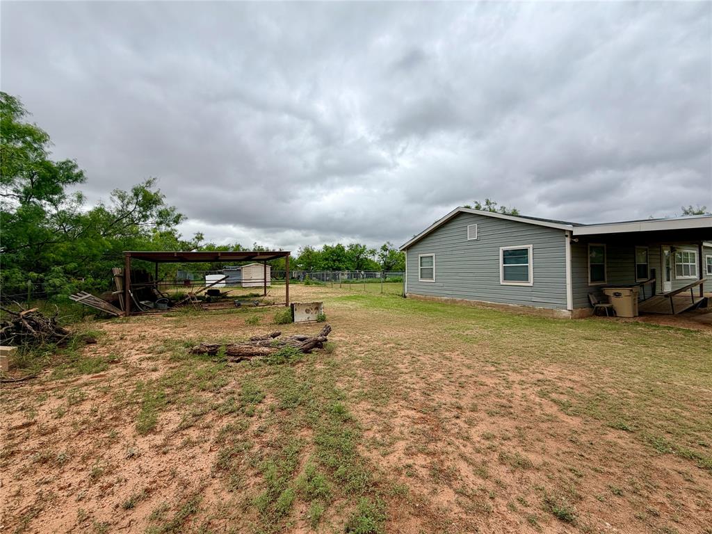 649 Mccartney Lane Property Photo 4