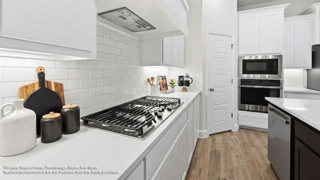 500 Banks Street Property Photo 7