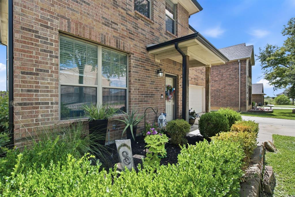 10805 Ambling Trail Property Photo 4