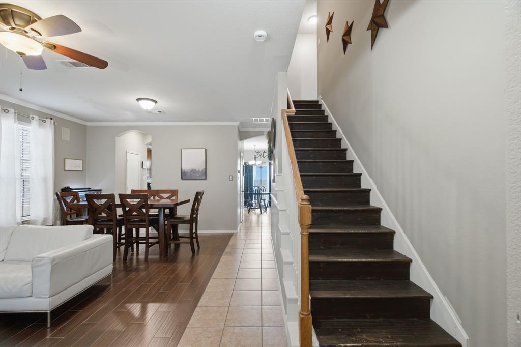 10805 Ambling Trail Property Photo 6