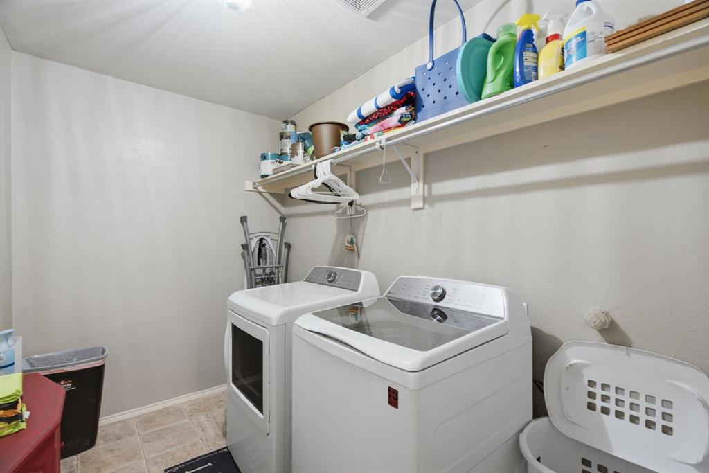 10805 Ambling Trail Property Photo 20
