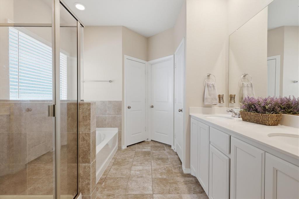 8993 Fair Oaks Drive Property Photo 3
