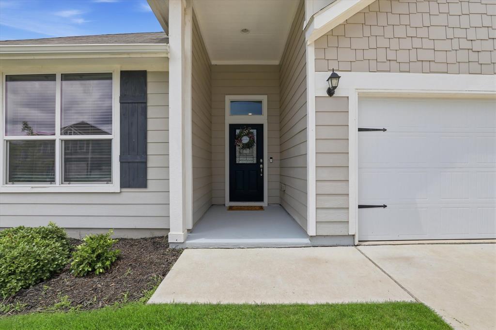 8993 Fair Oaks Drive Property Photo 8