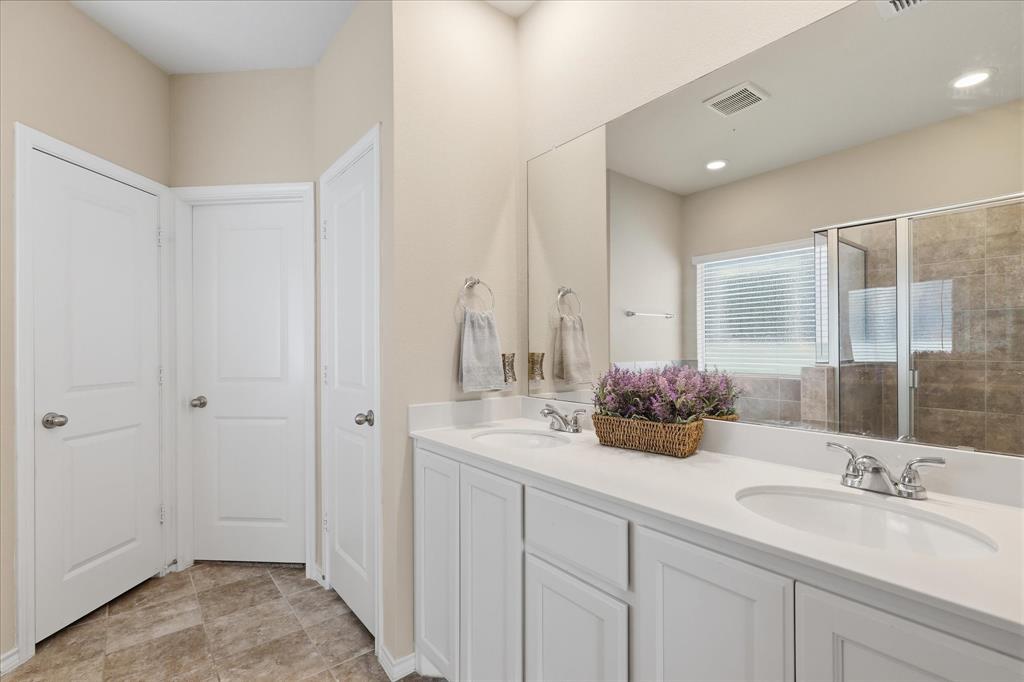 8993 Fair Oaks Drive Property Photo 20