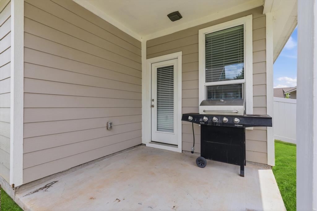 8993 Fair Oaks Drive Property Photo 28