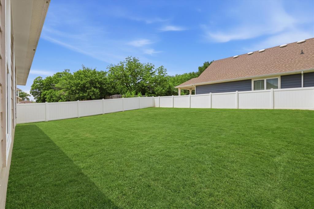 8993 Fair Oaks Drive Property Photo 31