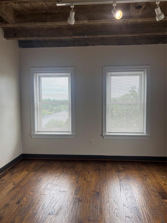 329 E Colorado Boulevard 404 Property Photo 18