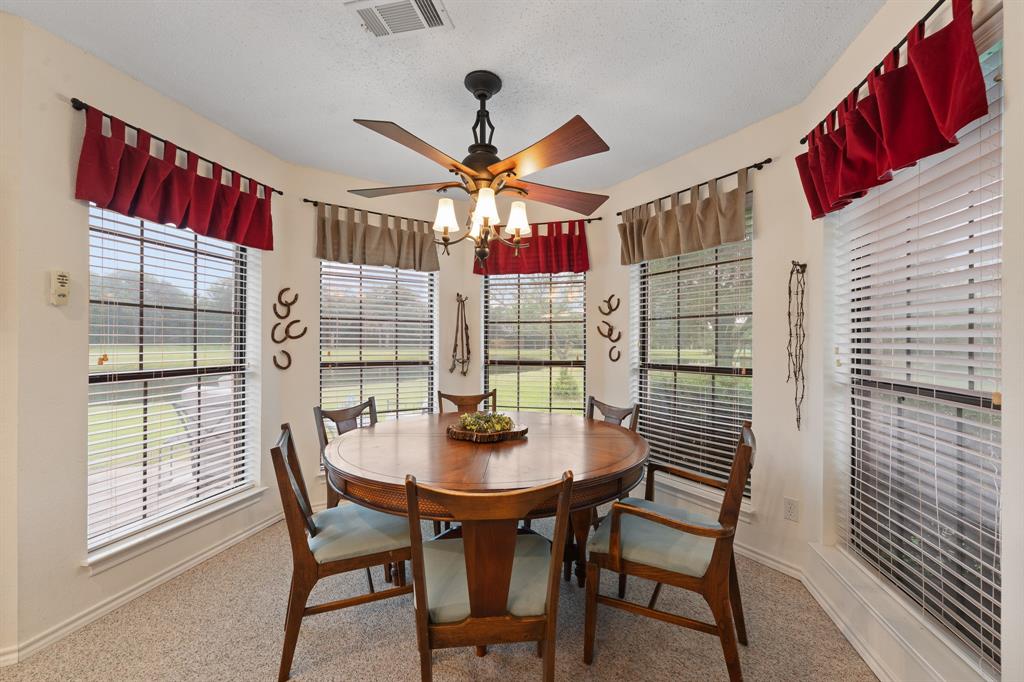 24068 Stonewood Drive Property Photo 11