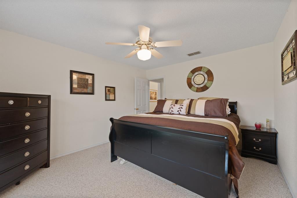 24068 Stonewood Drive Property Photo 19