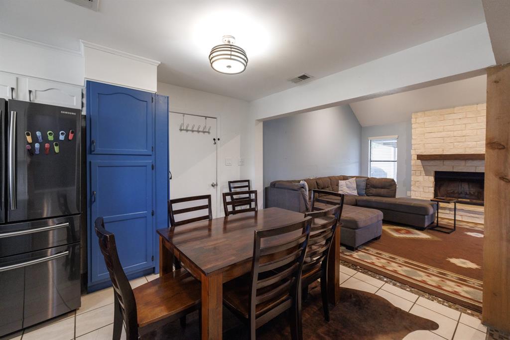 857 Chanticleers Lane Property Photo 4