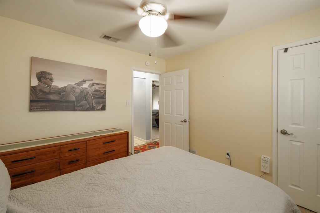 857 Chanticleers Lane Property Photo 23