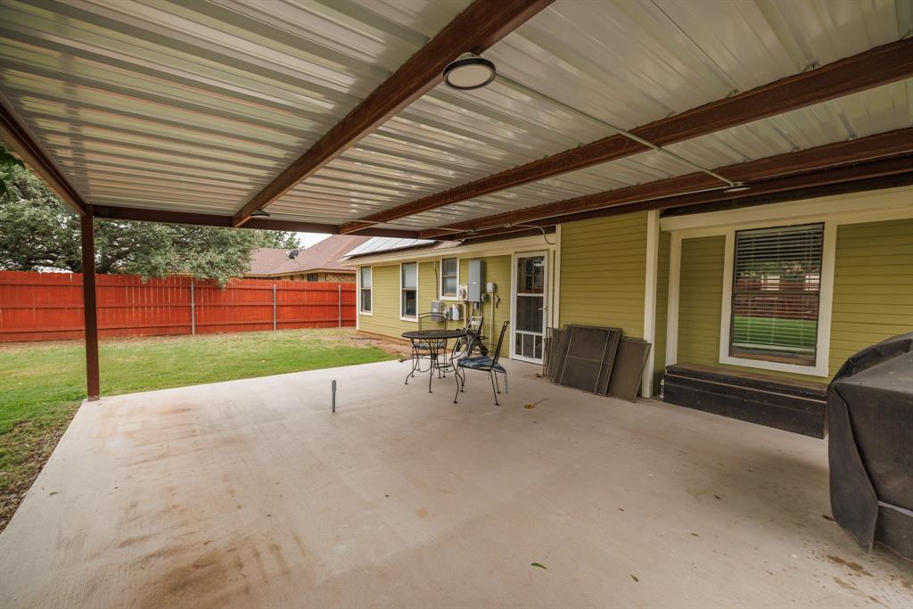 857 Chanticleers Lane Property Photo 32