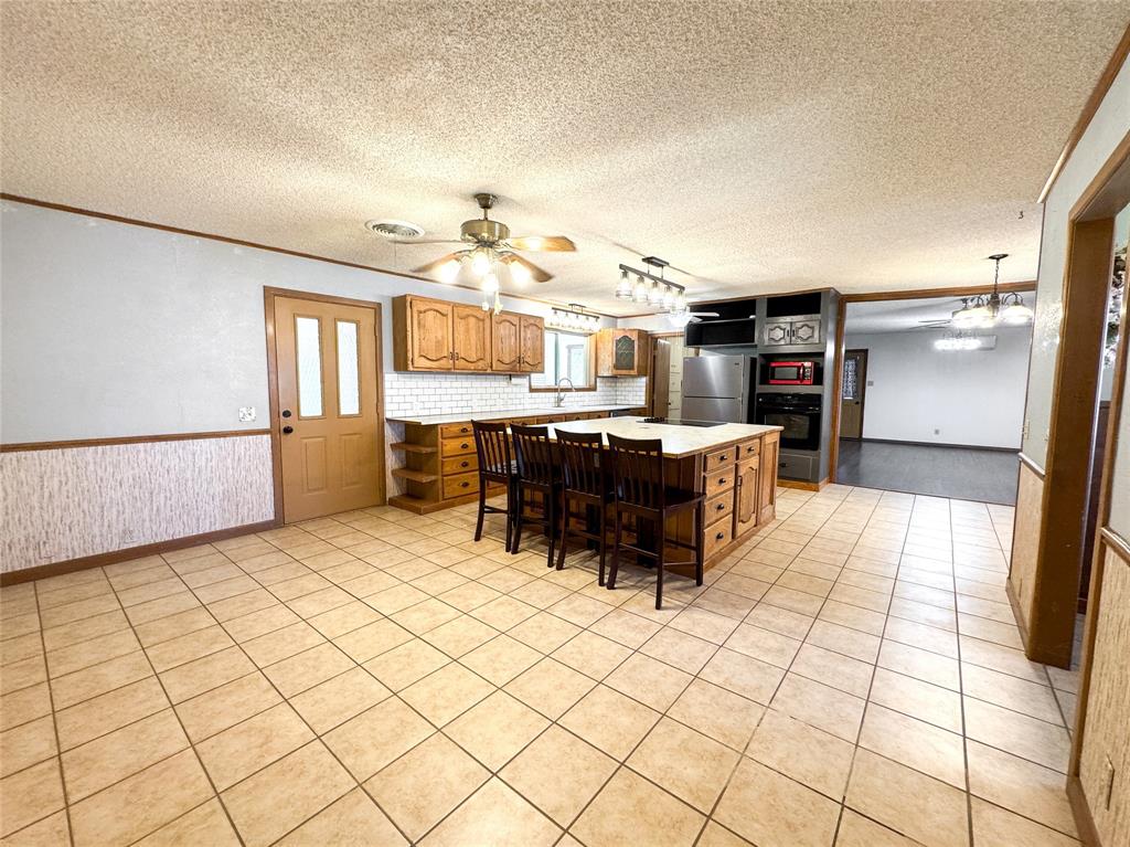 103 5th Street Property Photo 4