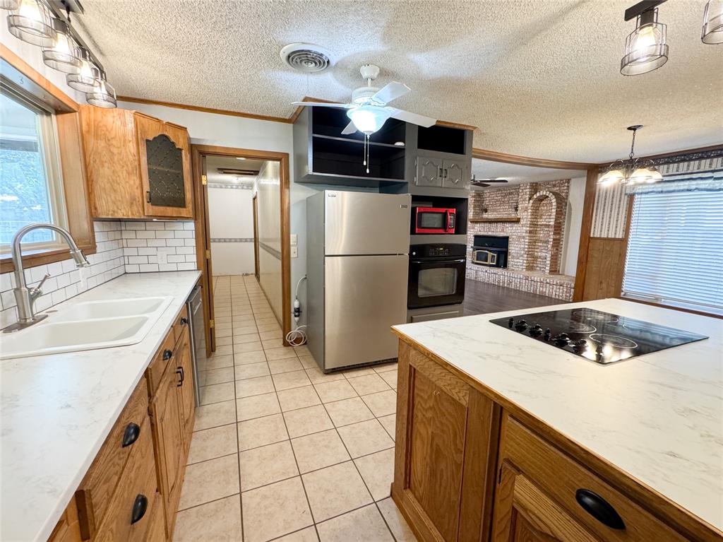 103 5th Street Property Photo 8