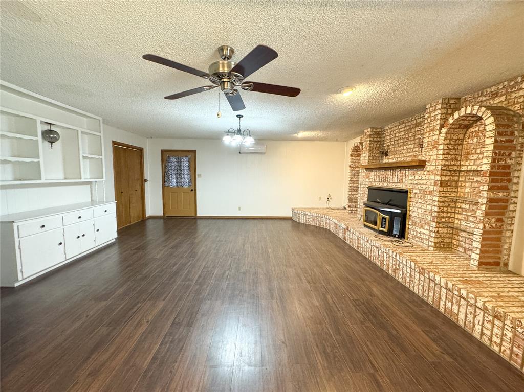 103 5th Street Property Photo 13
