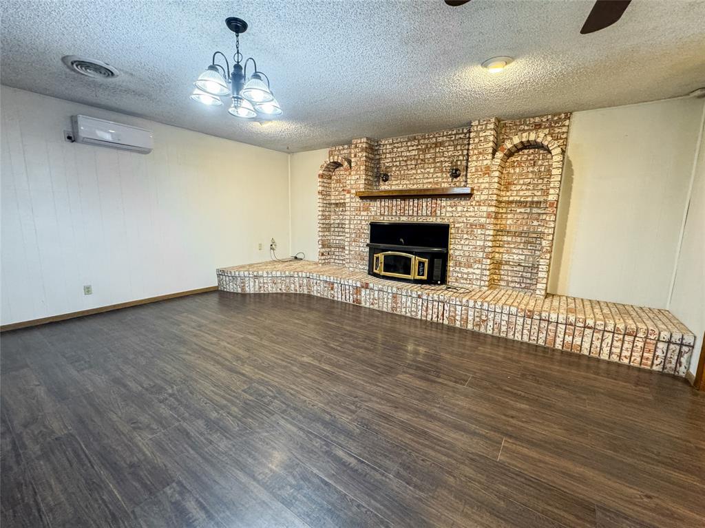 103 5th Street Property Photo 14