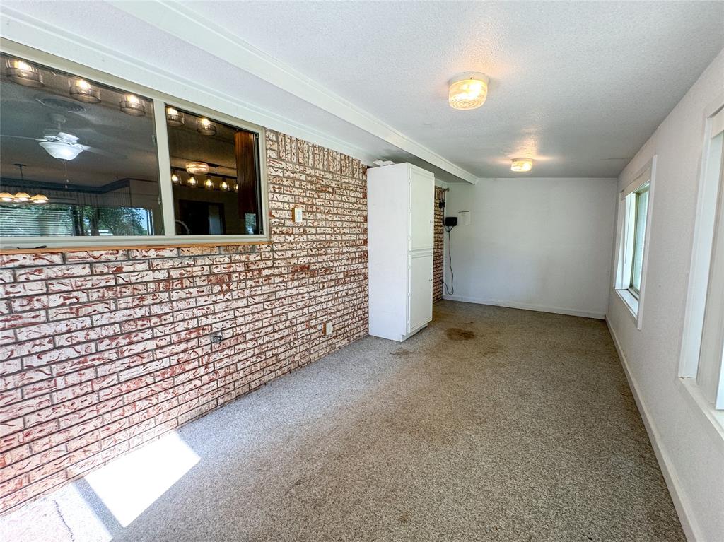 103 5th Street Property Photo 32
