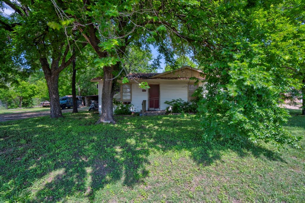 404 S Interstate 35 Road 2 Property Photo 7