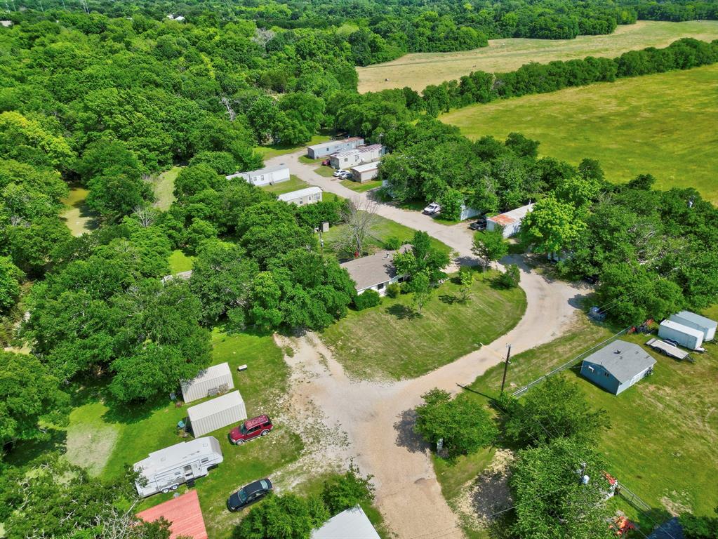 404 S Interstate 35 Road 2 Property Photo 11