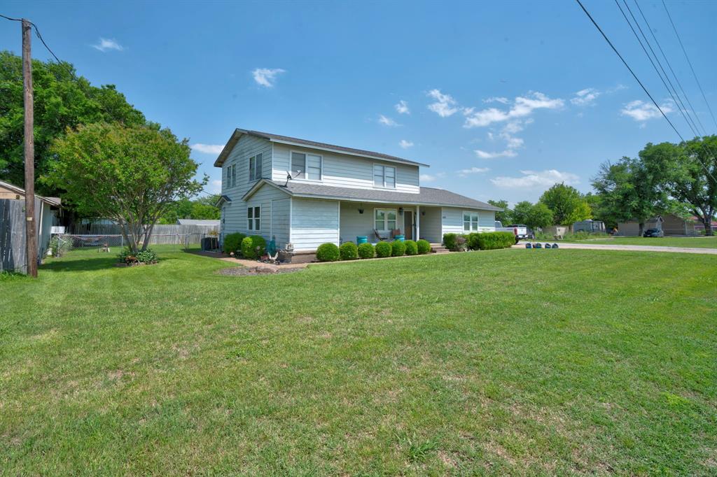 404 S Interstate 35 Road 2 Property Photo 18