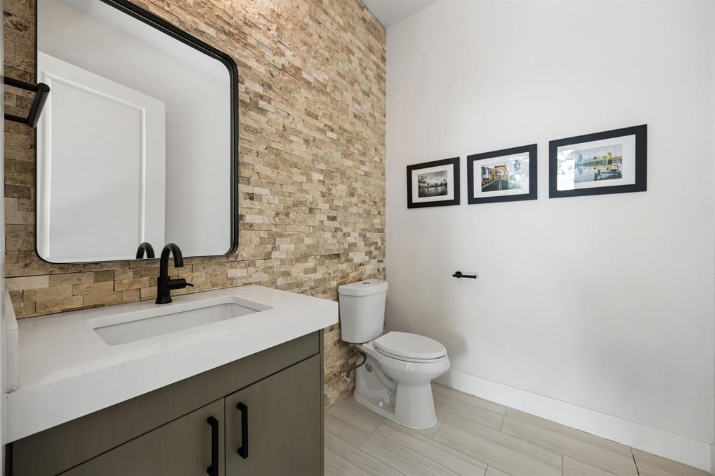 10450 Solta Drive Property Photo 35