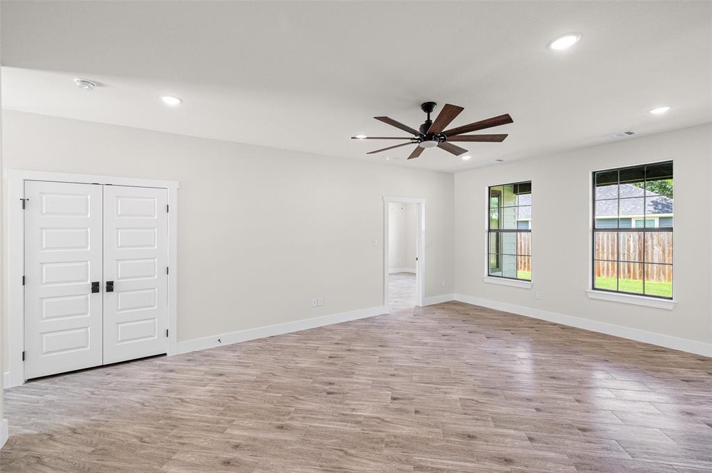 2408 Creek Drive Property Photo 12