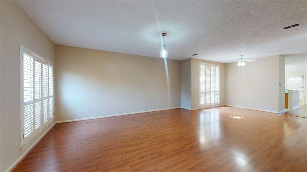 4012 Sendero Trail Property Photo 2