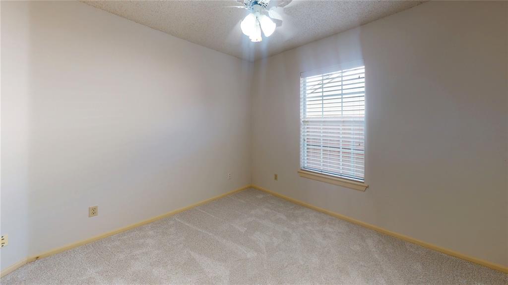 4012 Sendero Trail Property Photo 14
