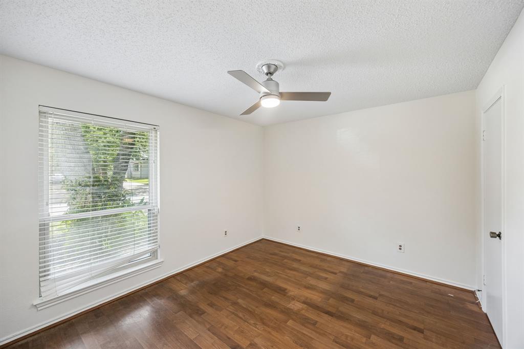 1908 Scarlett Court Property Photo 18