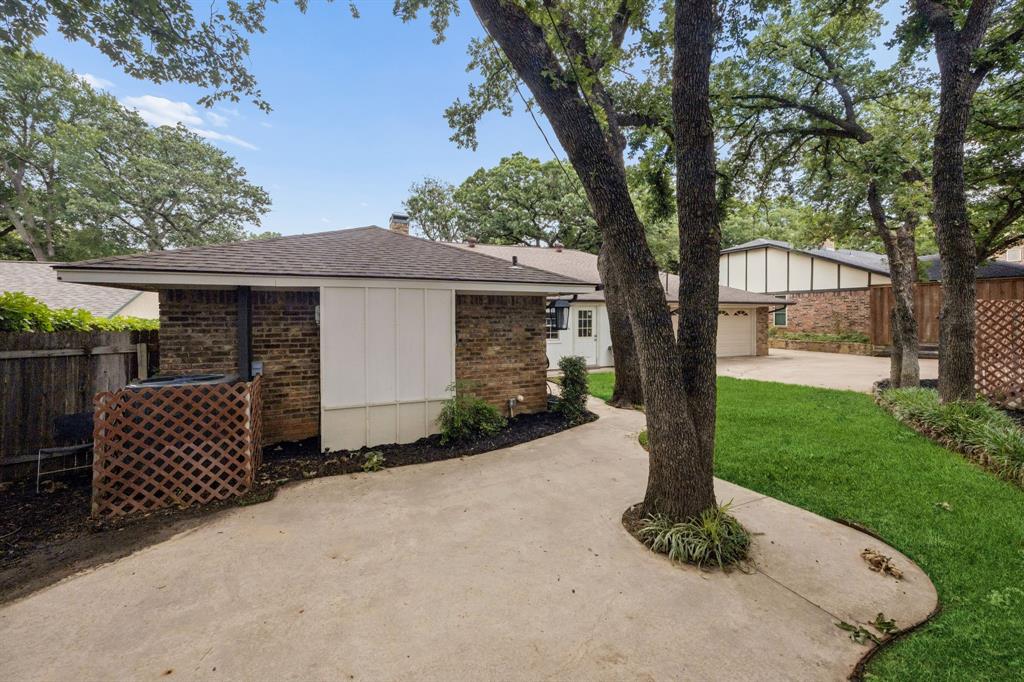1908 Scarlett Court Property Photo 37