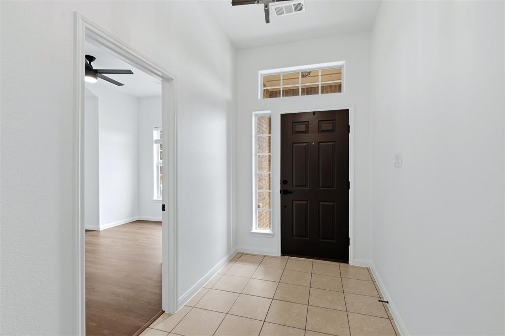 205 Oriole Drive Property Photo 4