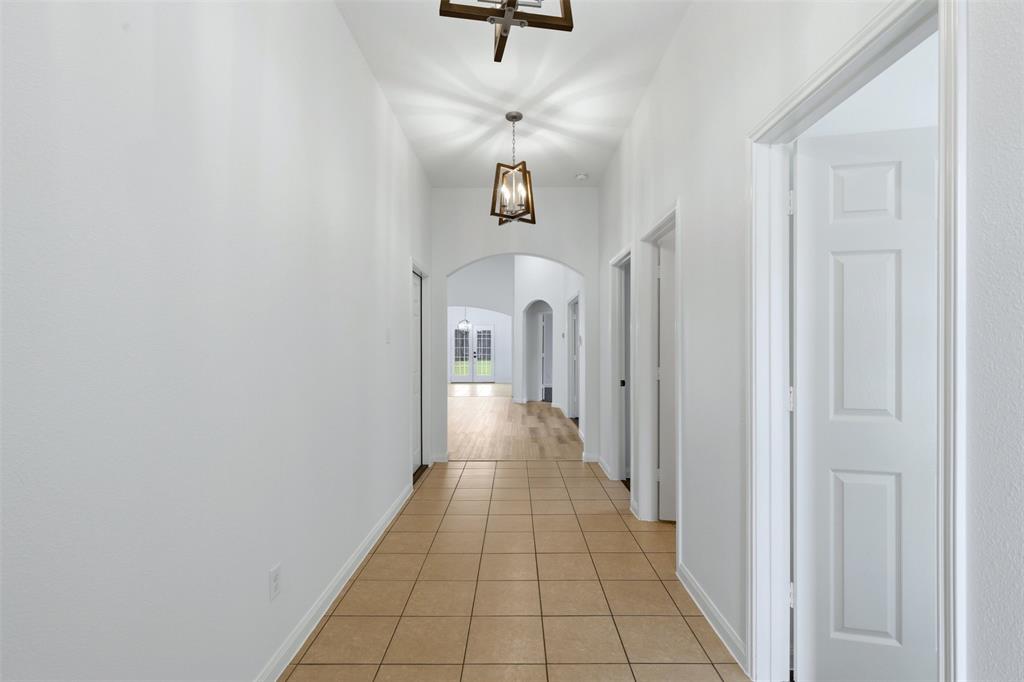 205 Oriole Drive Property Photo 5