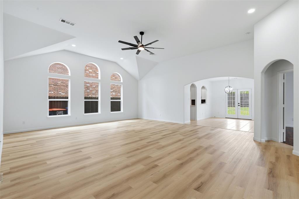 205 Oriole Drive Property Photo 11