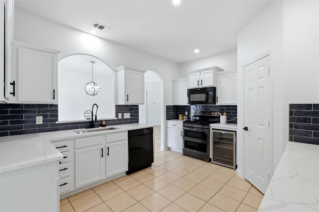 205 Oriole Drive Property Photo 22