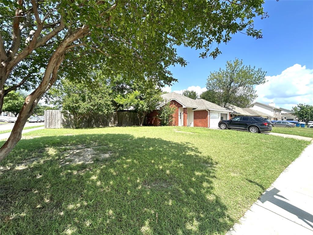 8625 Douglas Avenue Property Photo 2