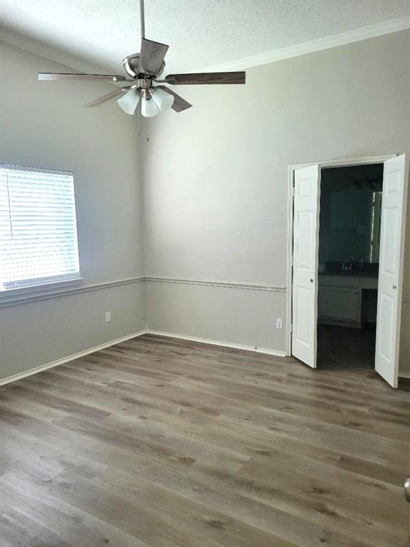 8625 Douglas Avenue Property Photo 13