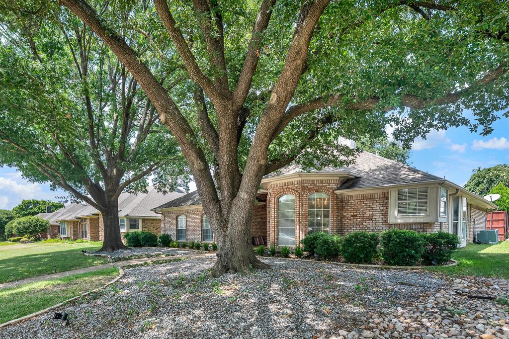 4445 Jenning Drive