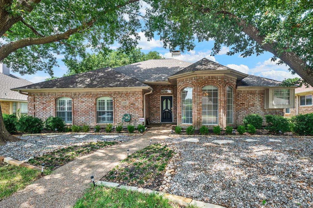 4445 Jenning Drive Property Photo 2
