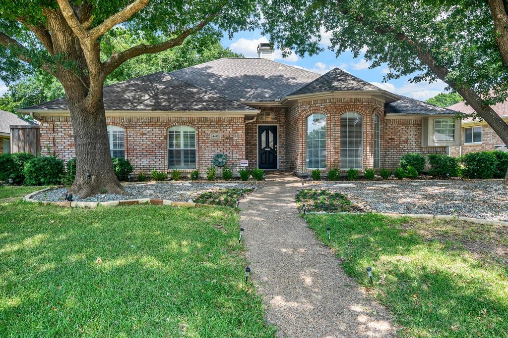 4445 Jenning Drive Property Photo 3